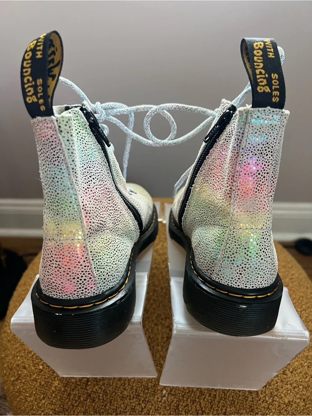 Dr. Martens up iridescent